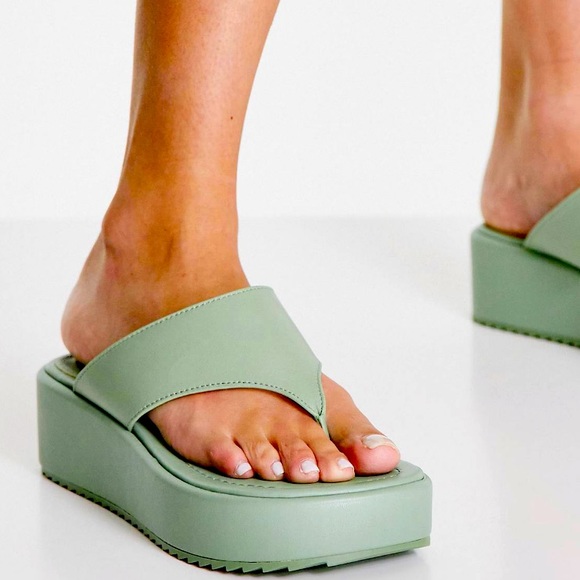 NWT ASOS DESIGN Tamari Leather Thong Flatform Sandals SZ 7 $80 - Picture 4 of 8